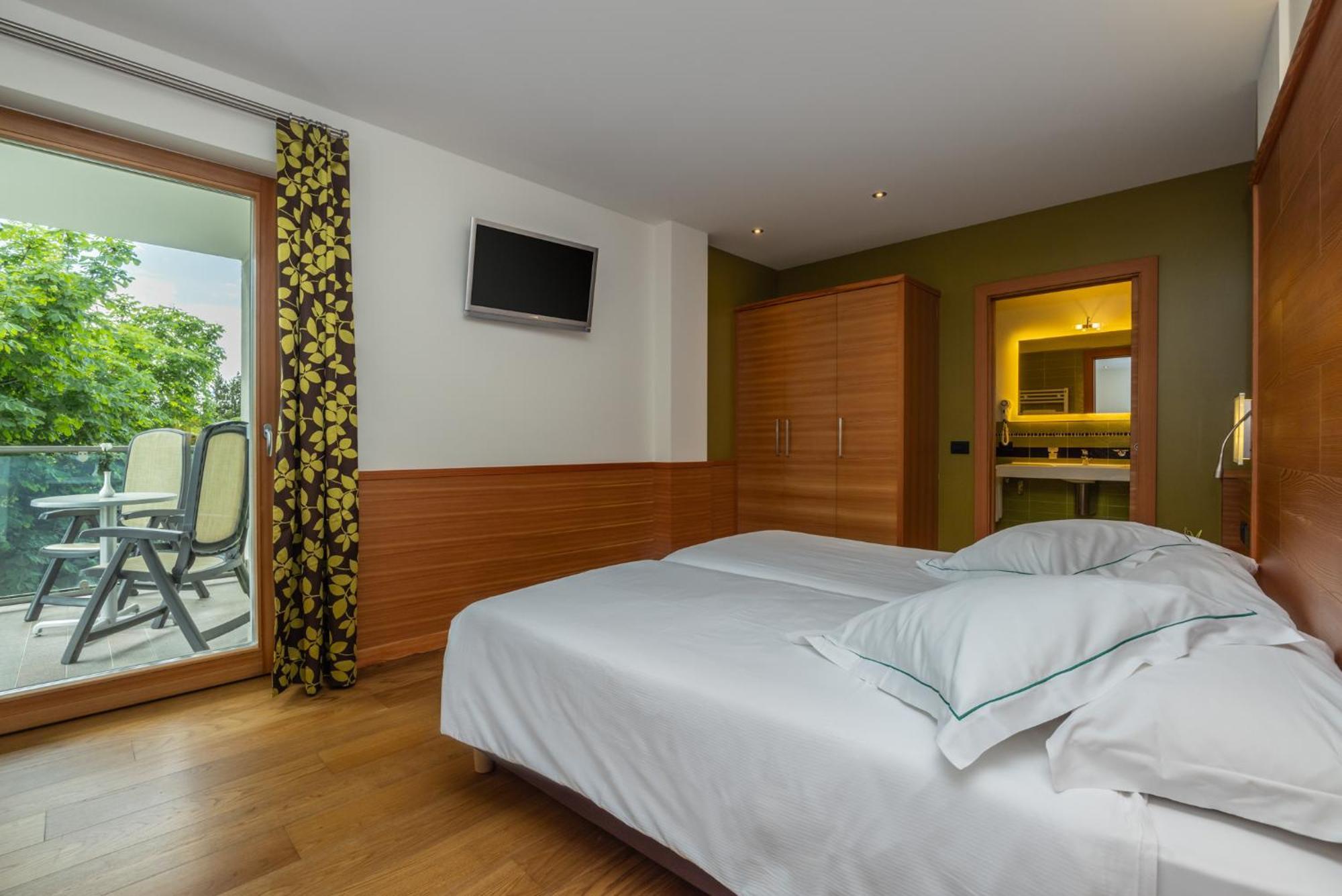 Viridis Hotel Revò Pokoj fotografie